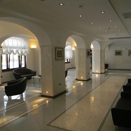סקליאה Hotel Talao מראה חיצוני תמונה
